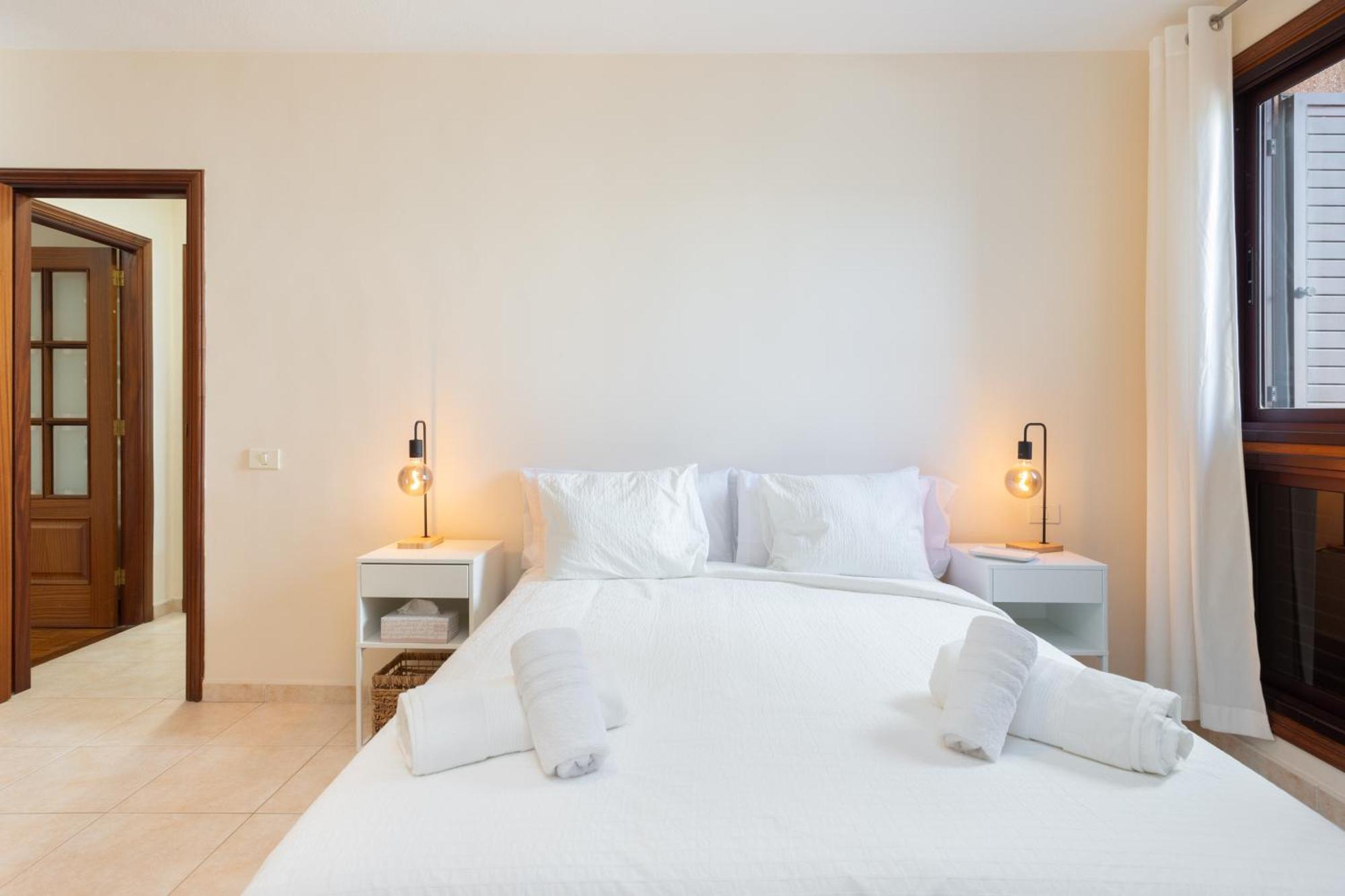 Home2Book Design & Luminous Apt Santa Cruz Center Bagian luar foto