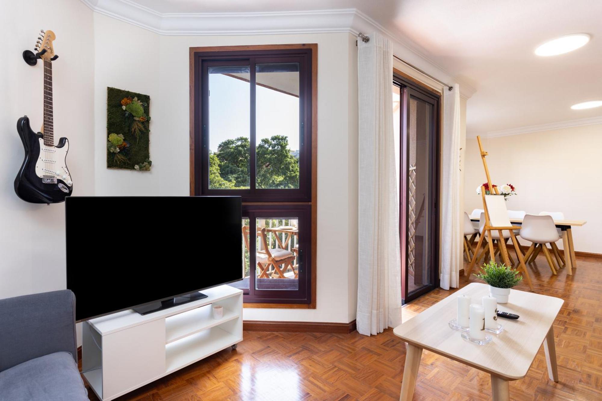 Home2Book Design & Luminous Apt Santa Cruz Center Bagian luar foto